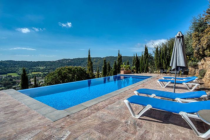 Casa Uli-Casa con bonita piscina