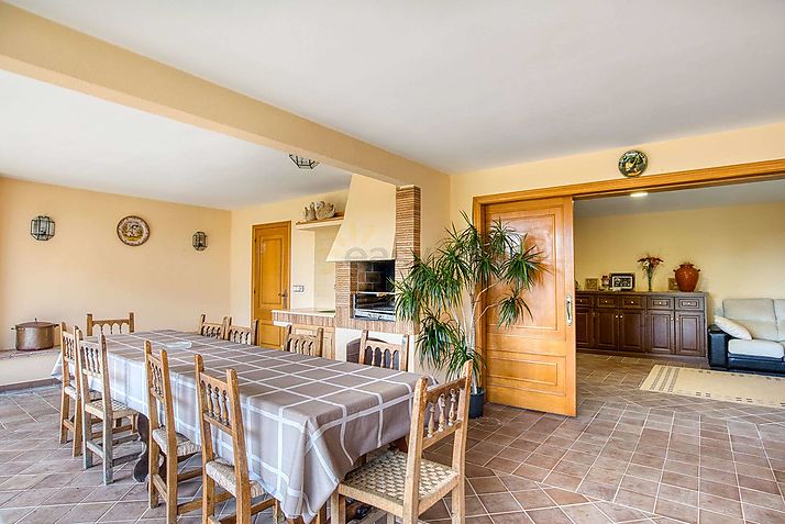 Nice house in excellent area