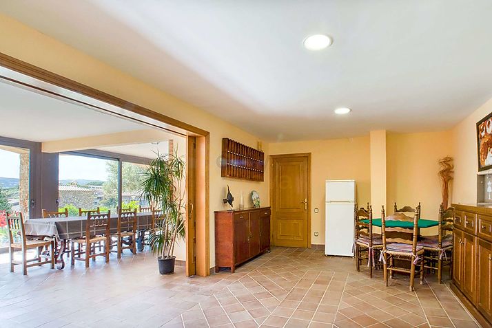 Nice house in excellent area