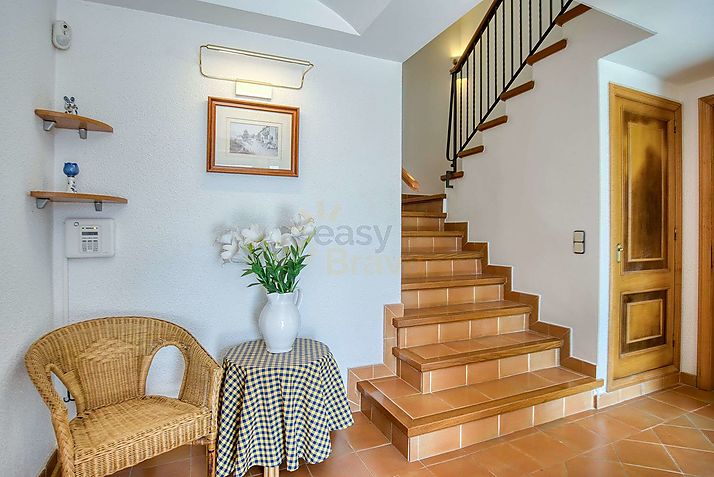 Nice house in excellent area