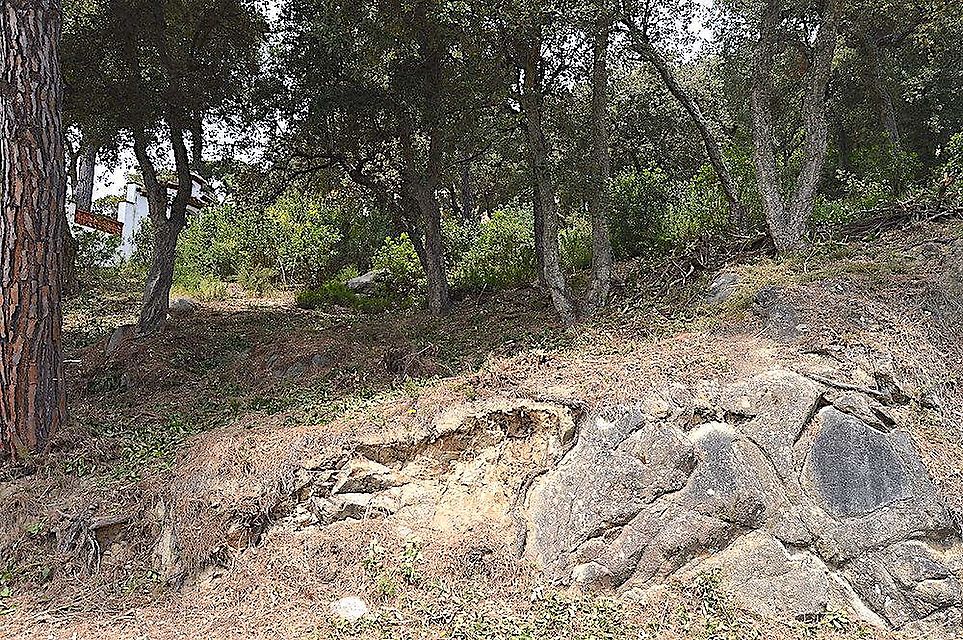 Baugrundstück in Roca de Malvet