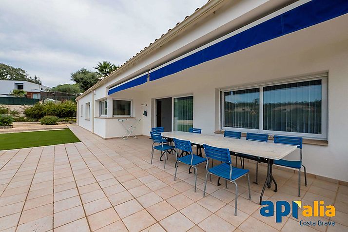Great property located in Palamos inland