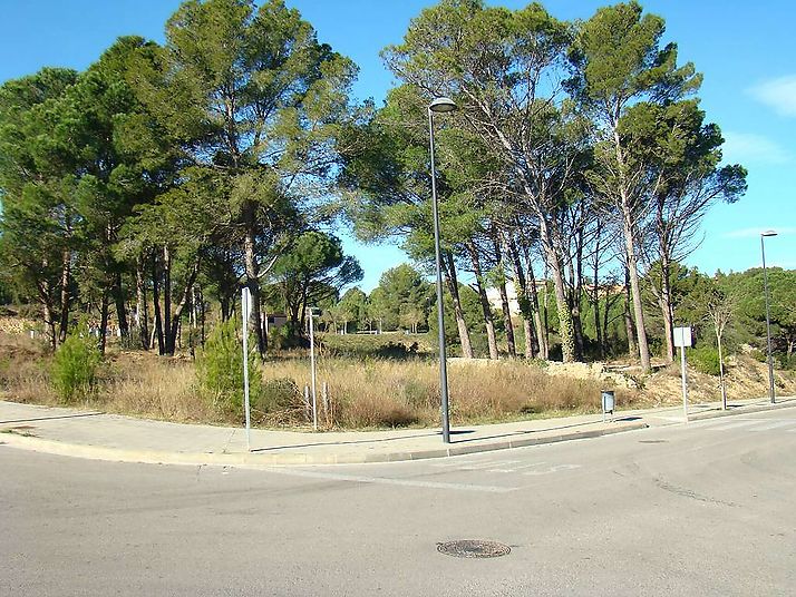 Terrain pour construire 32 appartements