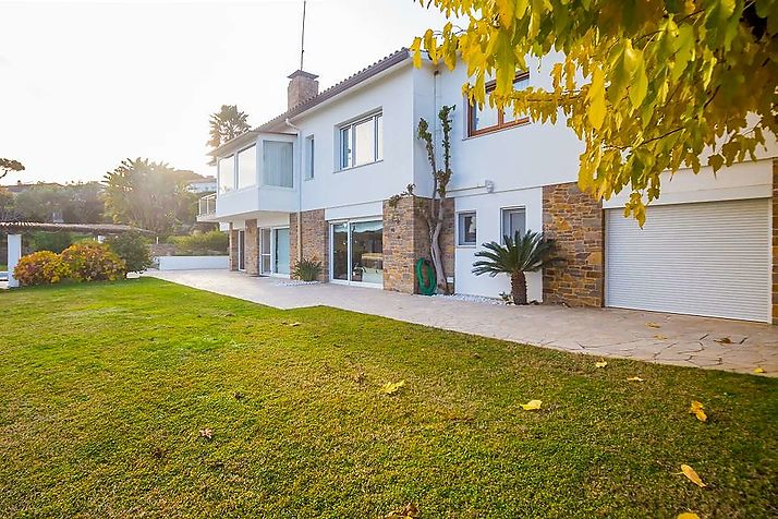 Belle maison avec jardin privatif