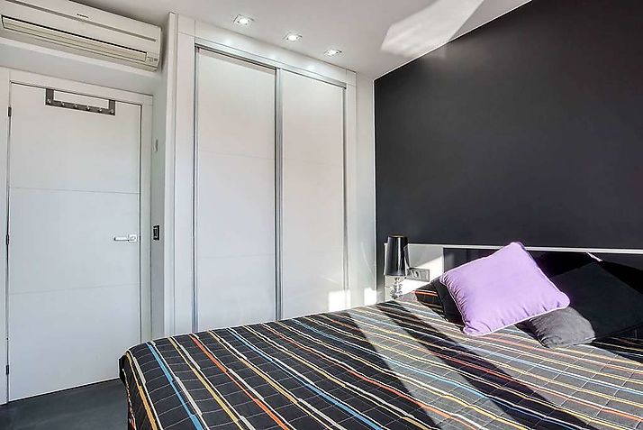 Magnifique penthouse situé à 150 m de la plage et avec terrasses avec vues fabuleuses