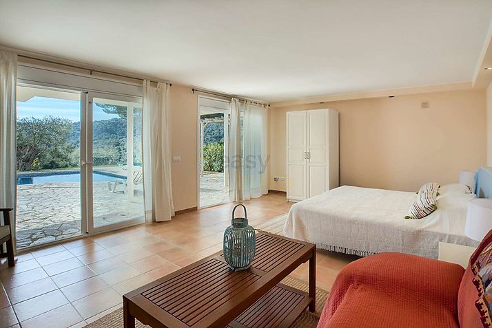 Magnífica casa con piscina y jardín en Calonge