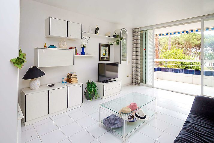 Apartament a la zona Politur amb parking