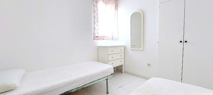 Apartament a la zona Politur amb parking