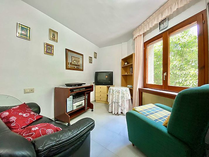 Fantastic apartment for sale in Lleida street