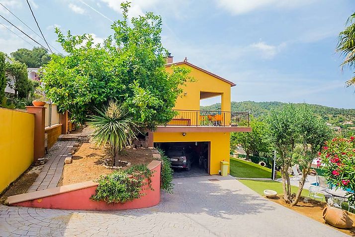 Belle maison avec vue mer et montagne à Vall LLobrega