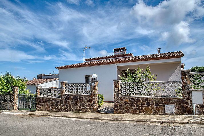 Fantastisches Einfamilienhaus in Mas Ambrós