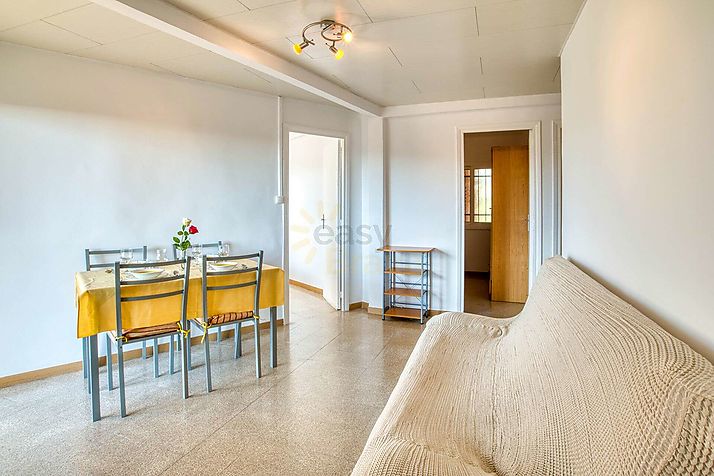 Holiday apartment with sea view
