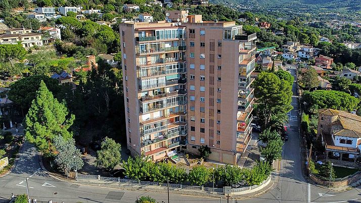 Holiday apartment with sea view