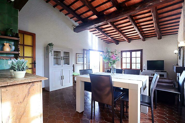 Qui ne veut pas rompre avec cette vie stressante au moins le week-end ? La maison est le bon refuge pour cela