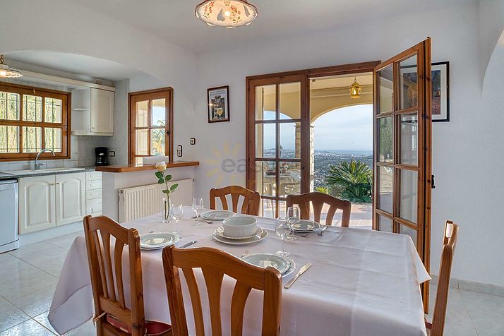 Beautiful villa with fantastic views