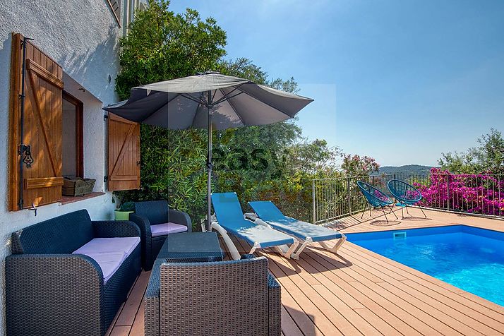 Casa Norma, belle maison jumelée avec piscine