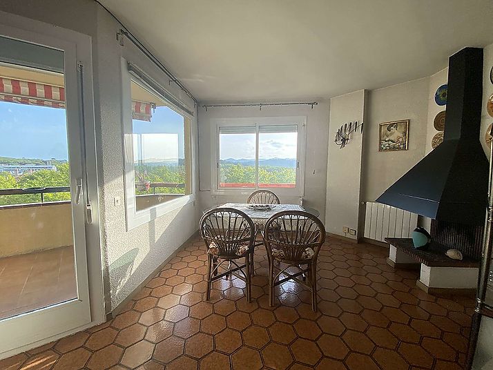 Appartement lumineux avec vue dégagée