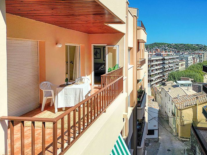 Fantastic apartment at just 100 m from the Sant Feliu beach