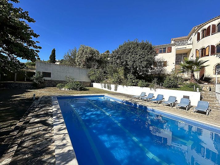 BONNE OPPORTUNITÉ! TOUR À VENDRE À CALONGE