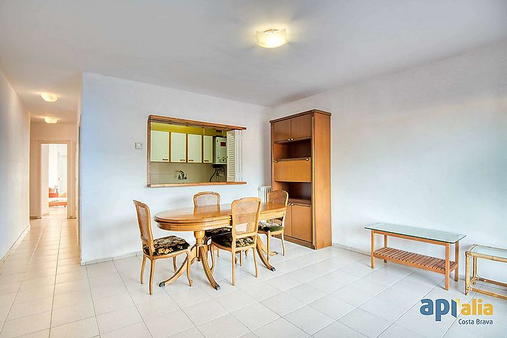 APPARTEMENT AU CENTRE AVEC TERRASSE DE 30 m2